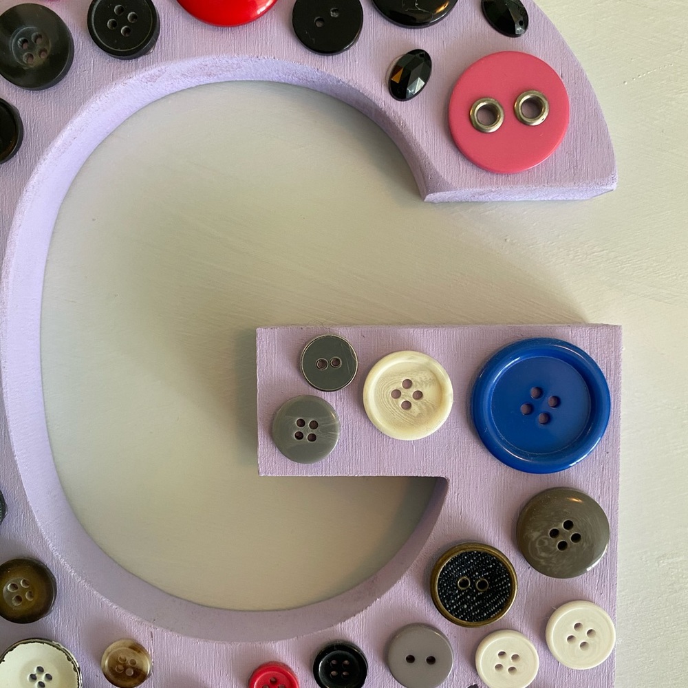 Handmade Button G - Picture 3 of 6